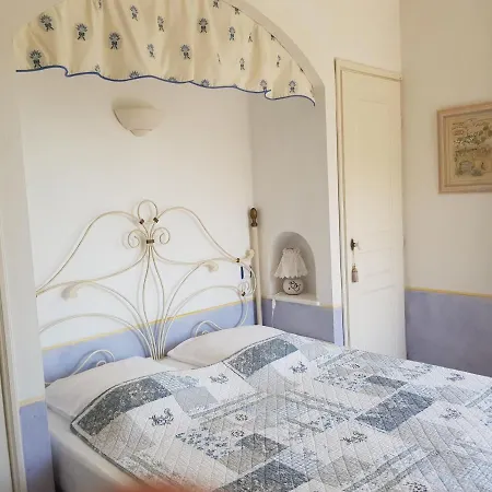 فندق مبيت وإفطار Bastide Des Oliviers موستيه سانت ماري