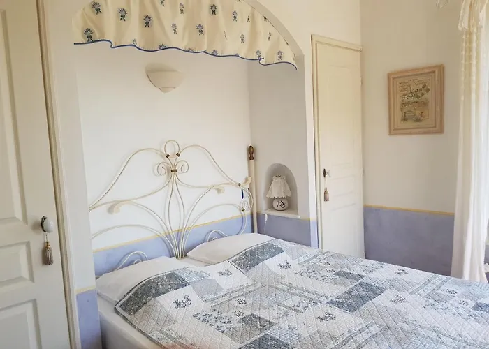 Bed & Breakfast Bastide Des Oliviers Moustiers-Sainte-Marie